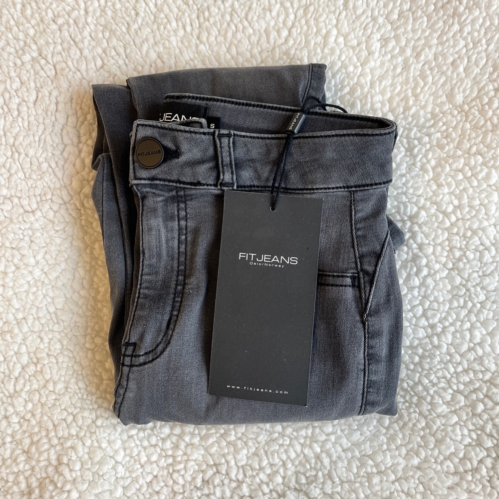 Contour V2 Mid Waisted Grey FITJEANS